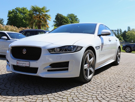 -35% discount on Jaguar XE!